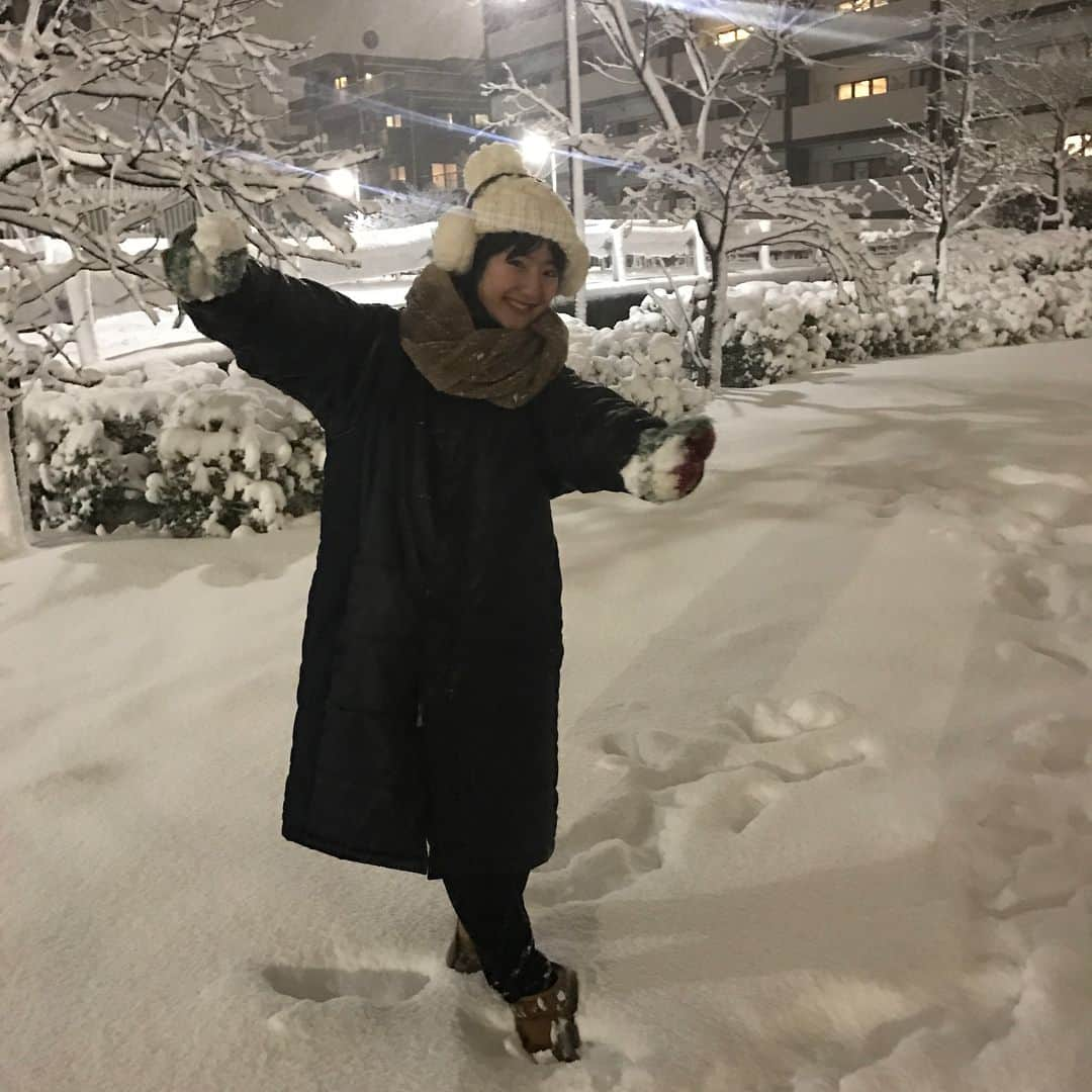 金城成美さんのインスタグラム写真 - (金城成美Instagram)「#雪 #snow #amazing #perfect #fantastic #inspiration #useful #instablog #telikeforlike #happy #yummy #instagood #diy #cool #amazing #fashion #tendency #tutorial #blogger #bomdia #moda #followme #nice #ttinstagram #diy #tutoriais #style #tips #love」1月26日 2時19分 - kinjo_narumi