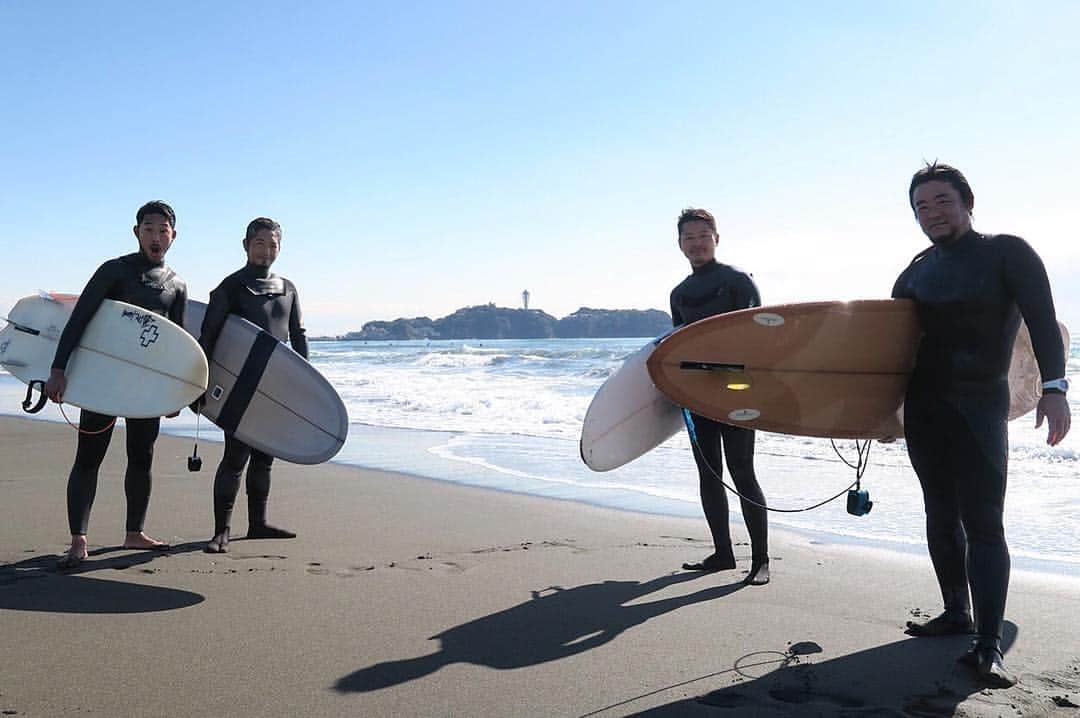 高田朋佳さんのインスタグラム写真 - (高田朋佳Instagram)「“Surf day...” ph:@yamato_film #ecsurf #beams  #brillaperilgusto #surf」1月26日 13時25分 - tomoyoshi_takada
