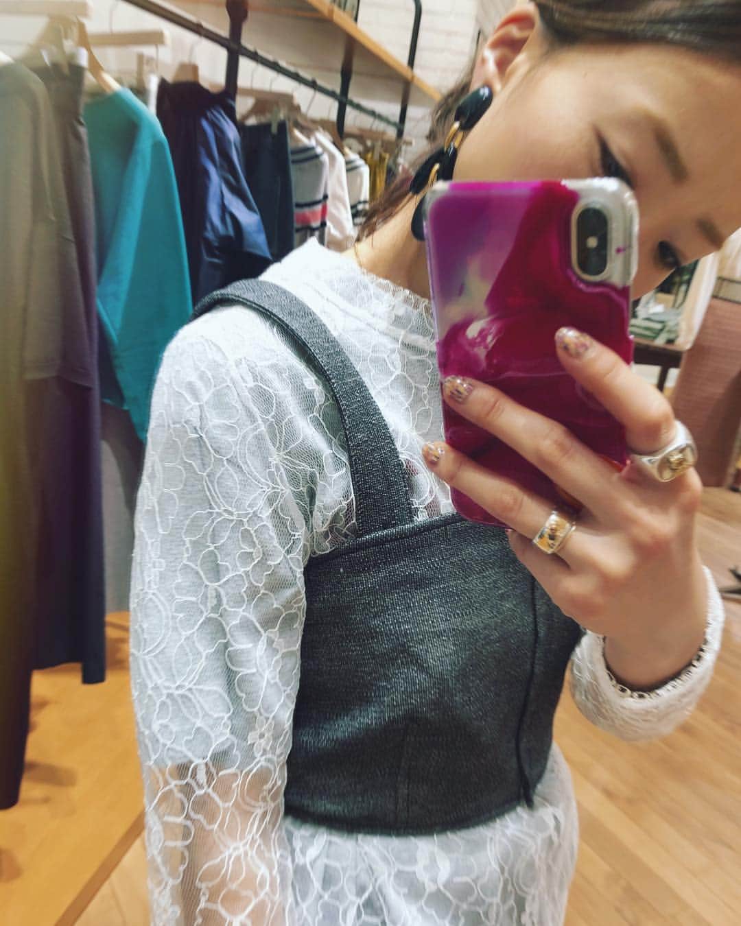 野尻美穂のインスタグラム：「昨日買った服🧡 #ルミネ #ニュウマン」