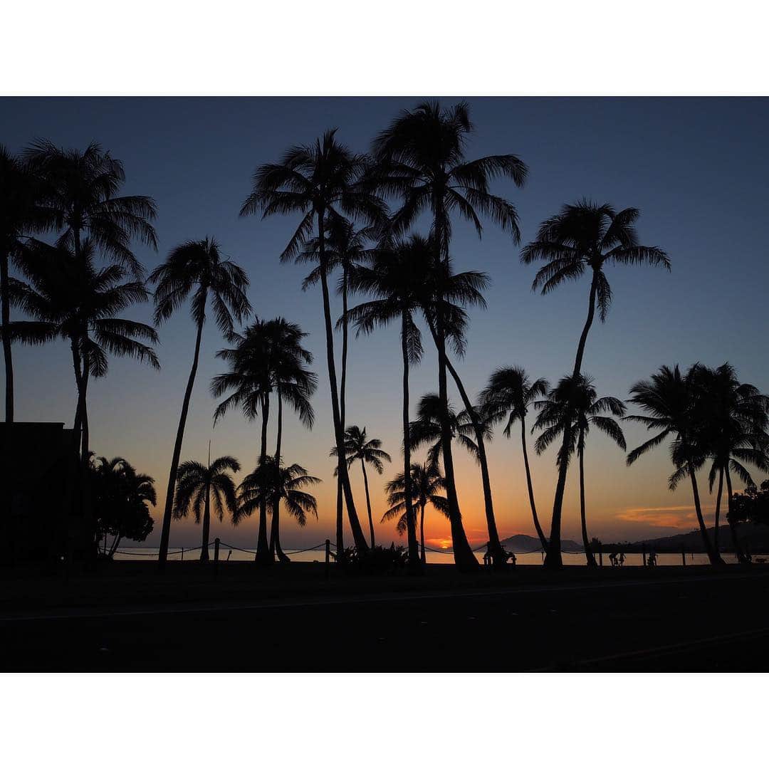 宮澤佐江さんのインスタグラム写真 - (宮澤佐江Instagram)「無修正。 #sunset #olympus」1月27日 17時07分 - sae_3830