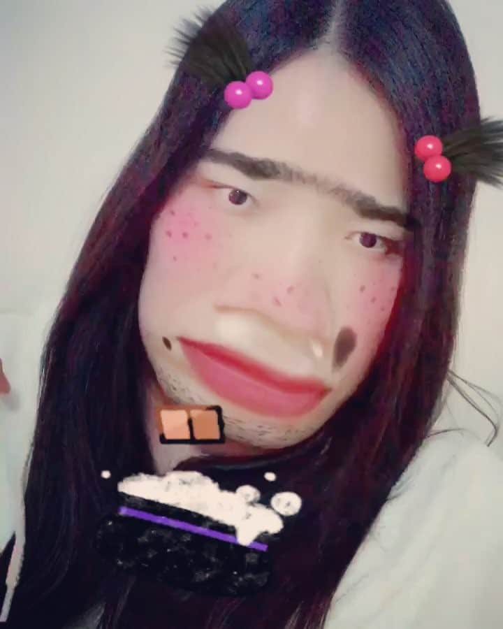 蔵歩実のインスタグラム：「おなかすいた(´･ω･`)w 我慢だ我慢だ。w お風呂入ったら眠くなっちゃったから今日はもう寝ようかしら😪 おやすみん😘💕 #japan #japanese #japanesegirl #일본 #일본인 #일본사람 #東京#tokyo#도쿄#モデル#model#모델」