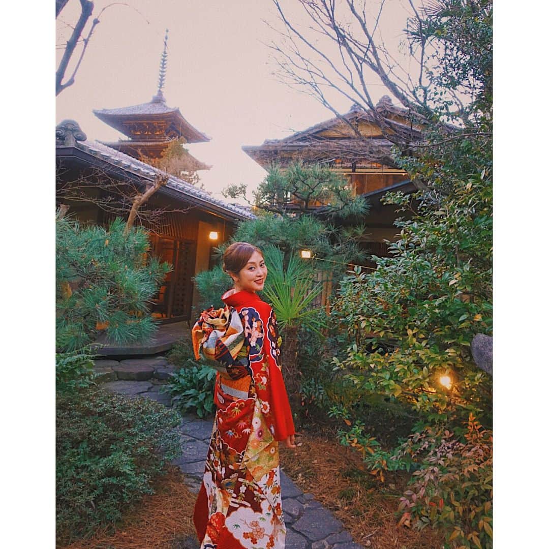 辰巳奈都子さんのインスタグラム写真 - (辰巳奈都子Instagram)「⛩👘🏮🥀🎍 ・  #京都  #着物  #日本 #kyoto  #japan #wedding  #結婚式」1月27日 22時44分 - tatsumi_natsuko