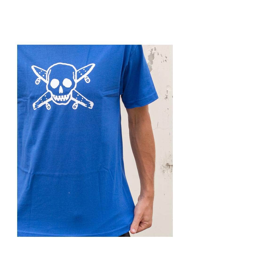 フォースターのインスタグラム：「The "Street Pirate" tee is now available crailstore.com while supplies last! #fourstarclothing #classic」
