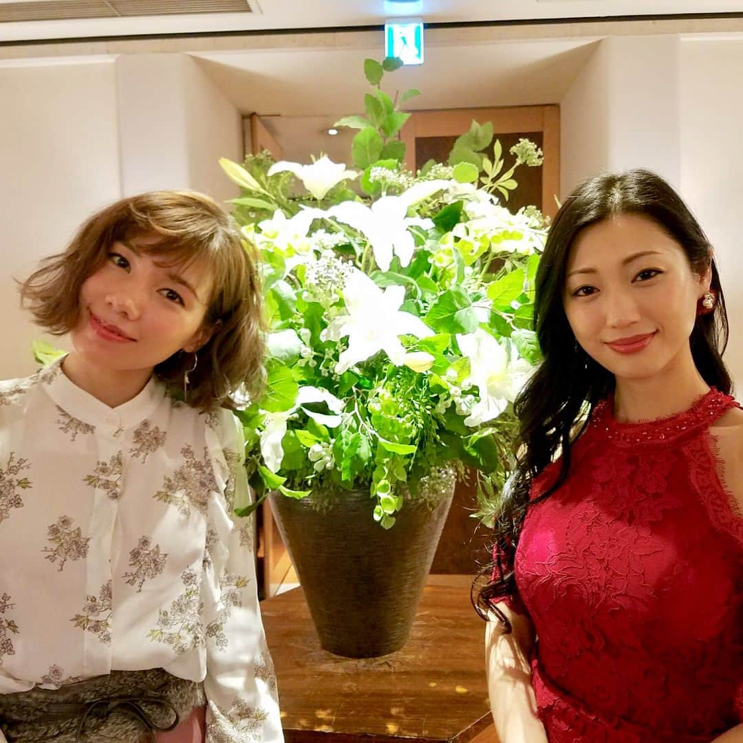 テレビ朝日「ホリデイラブ」さんのインスタグラム写真 - (テレビ朝日「ホリデイラブ」Instagram)「💔 杏寿と麗華さん💗💗💗 . #ホリデイラブ #サレ妻 #仲里依紗 #壇蜜 #オフショット #このふたり #かわいすぎて #美しすぎて #しんどい🤦‍♀️💓 #ネイルサロンの外では #めずらしい #ツーショット #✌️」1月29日 19時12分 - holiday__love