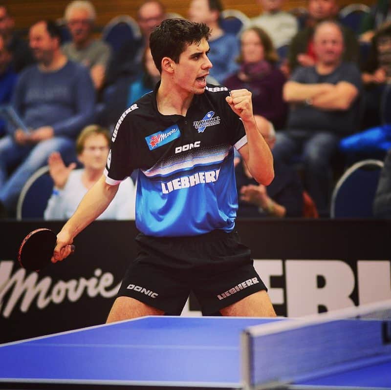 ヤクブ・ディヤスのインスタグラム：「Great victory yesterday 3:0 against Bremen!💪👌 Congratulation for my team and we keep going to make another good results!!🤛🤛😁 @thejoaogeraldo @hugocalderano @yutomuramatsu @simongauzy  #oxnation #bundesliga #teamspirit  Foto: @n.i_c.o」