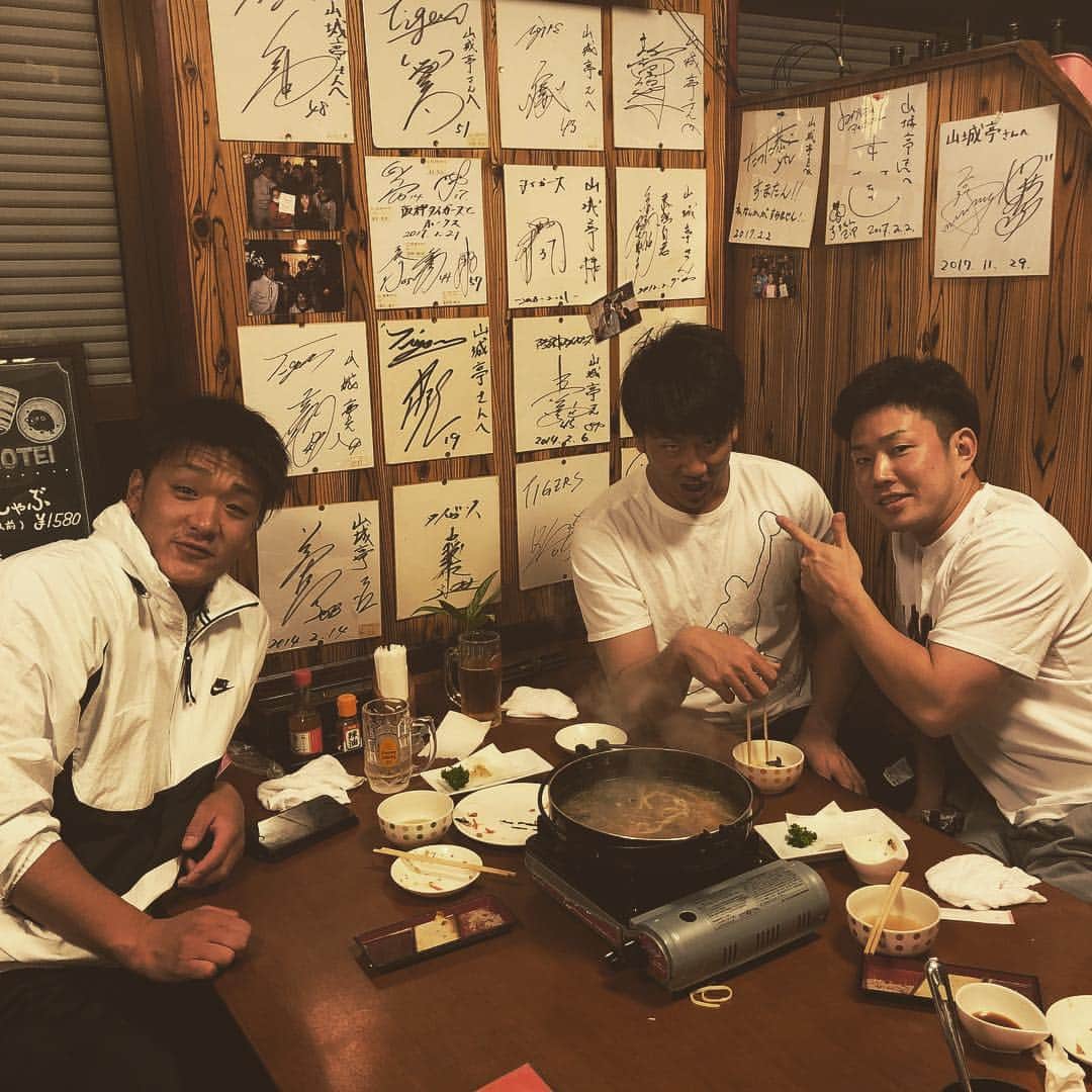 中谷将大のインスタグラム：「インスタ始めさせられました。 滅多に更新しません。 #ギャオス」