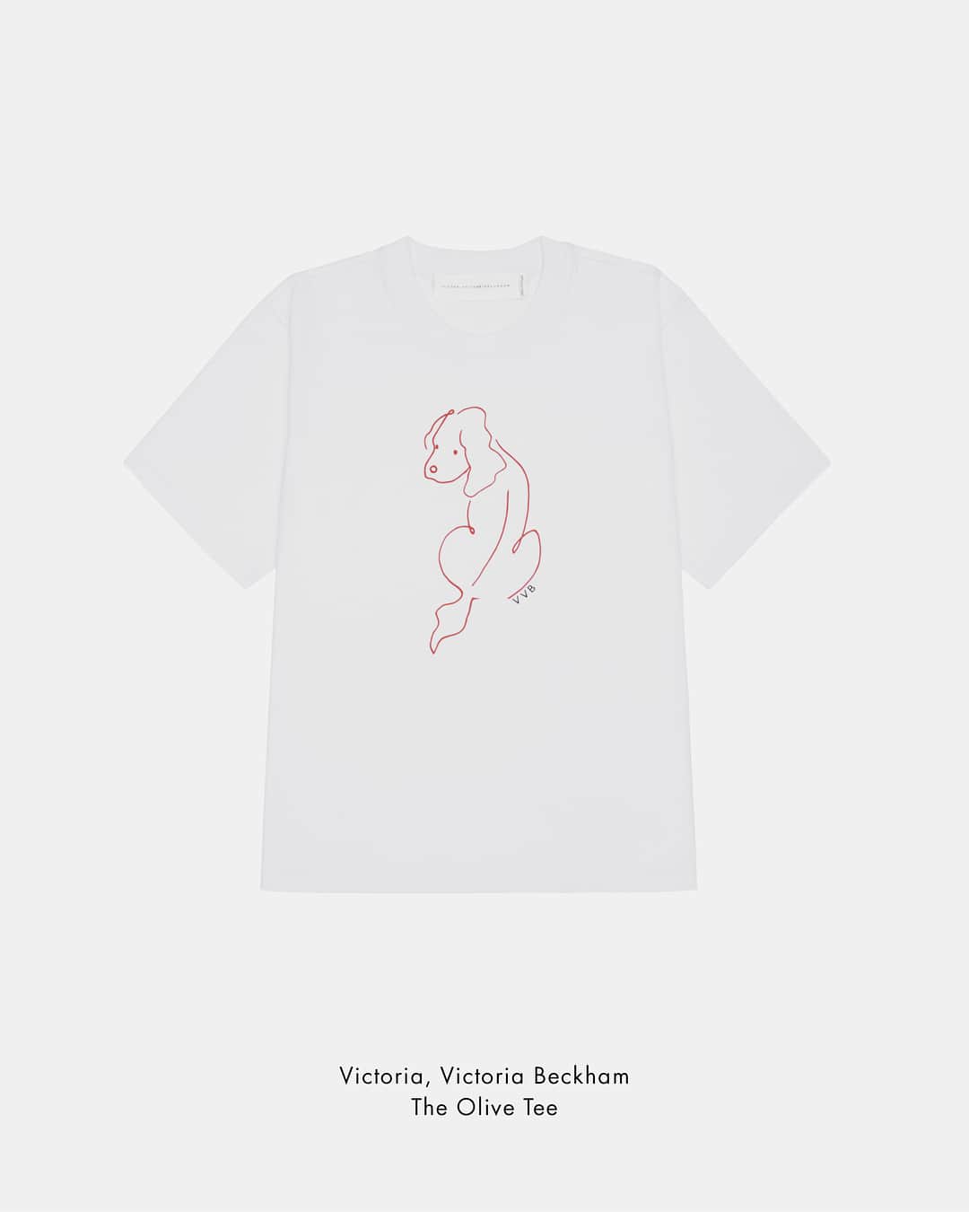 ヴィクトリアベッカムさんのインスタグラム写真 - (ヴィクトリアベッカムInstagram)「@olivebeckham23 loves her new t-shirt! x VB 😍🐶 #dogsofinstagram #YearoftheDog」1月30日 3時04分 - victoriabeckham