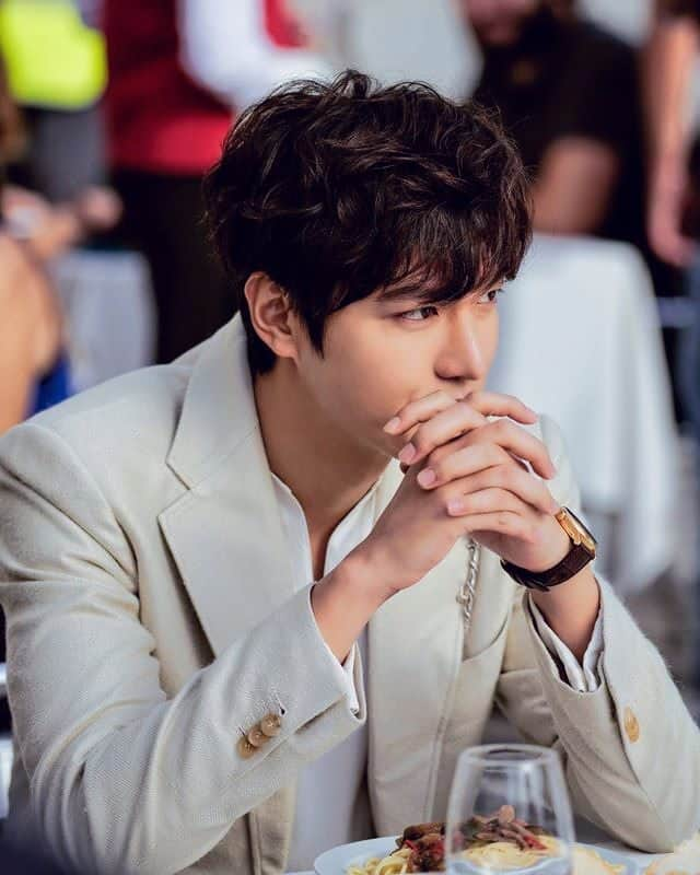 イ・ミンホのインスタグラム：「#LeeMinHo」