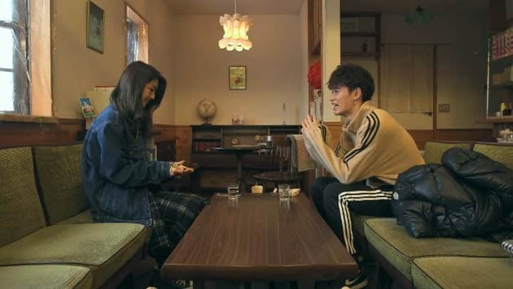 のインスタグラム：「こんばんは、『TERRACE HOUSE OPENING NEW DOORS』 第6話「FIRST SNOWFALL」Netflix にて配信中です。 #TERRACEHOUSE #テラスハウス @tokui_yoshimi  @ryotayamasato  @babazonoazusa  @toritori0123  @officialshonohayama  @netflixjp #ネトフリ  @ami_komuro  @yuudai__arai  @miju120  @taka_brew  @korochan25  @seanokmt」
