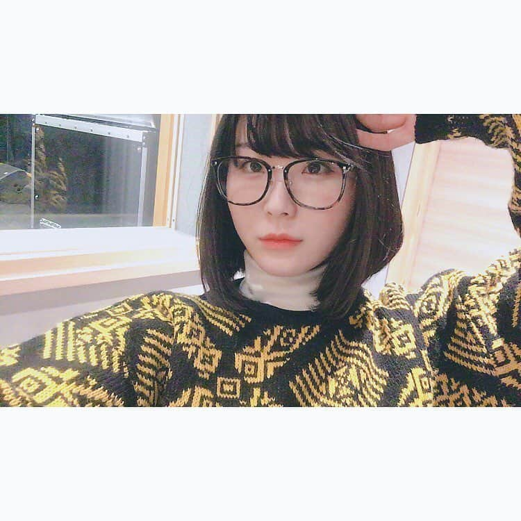 PONさんのインスタグラム写真 - (PONInstagram)「すぐ停滞するからね、ぽんすたぐらむ。ふふ。本日もお疲れさまでした。」1月30日 20時09分 - oresama_pon