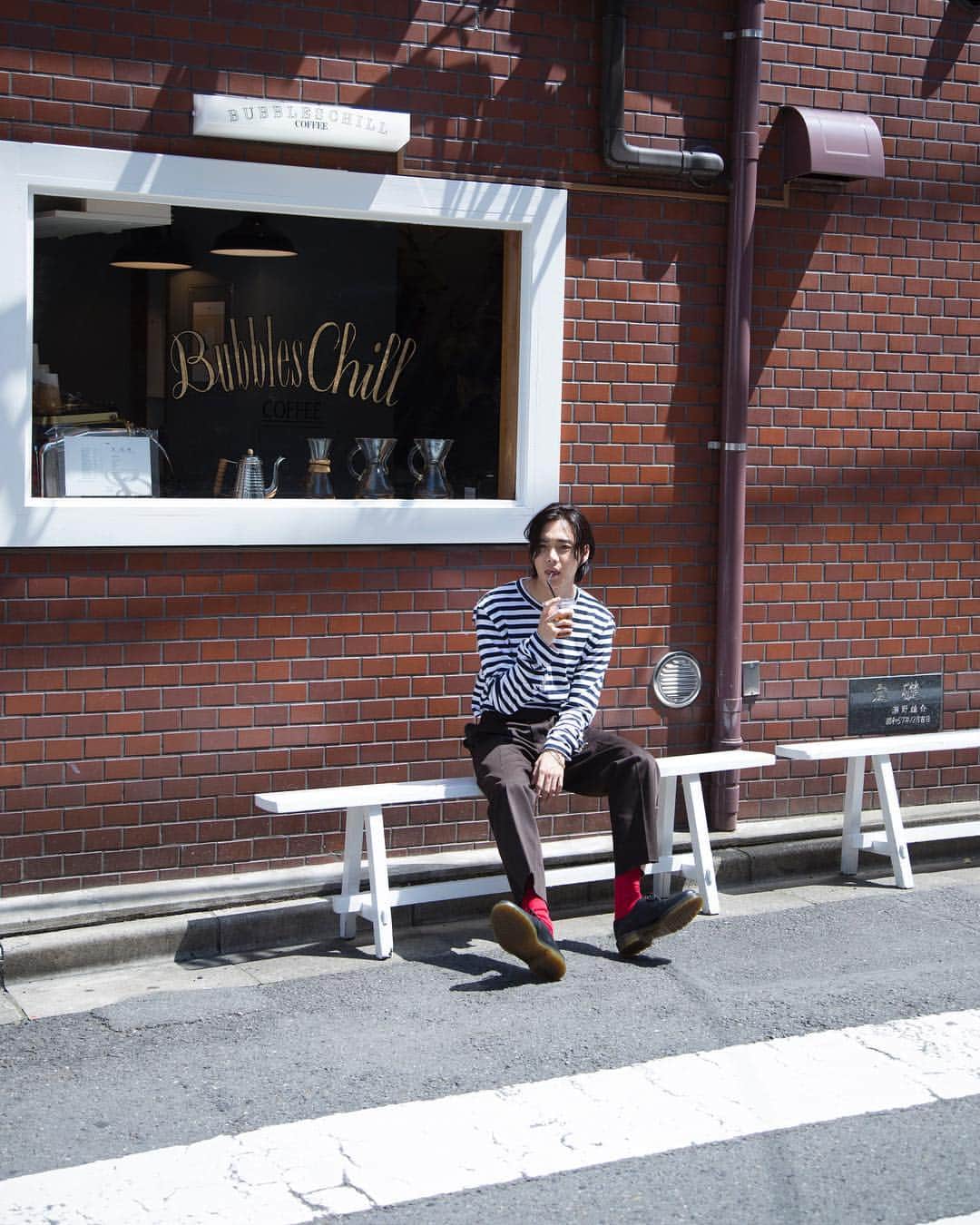 ONE（チョンジェウォン）のインスタグラム：「Feel slow 🐌 #lifeissogood」