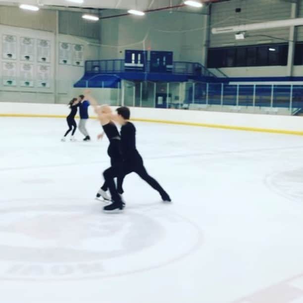 ニコラス・バックランドのインスタグラム：「Working the week away with @pennycoomes .... . . . . #workinprogress #athlete #pyeongchang2018 #olympics #tuesdaymood #sd #instavideo」
