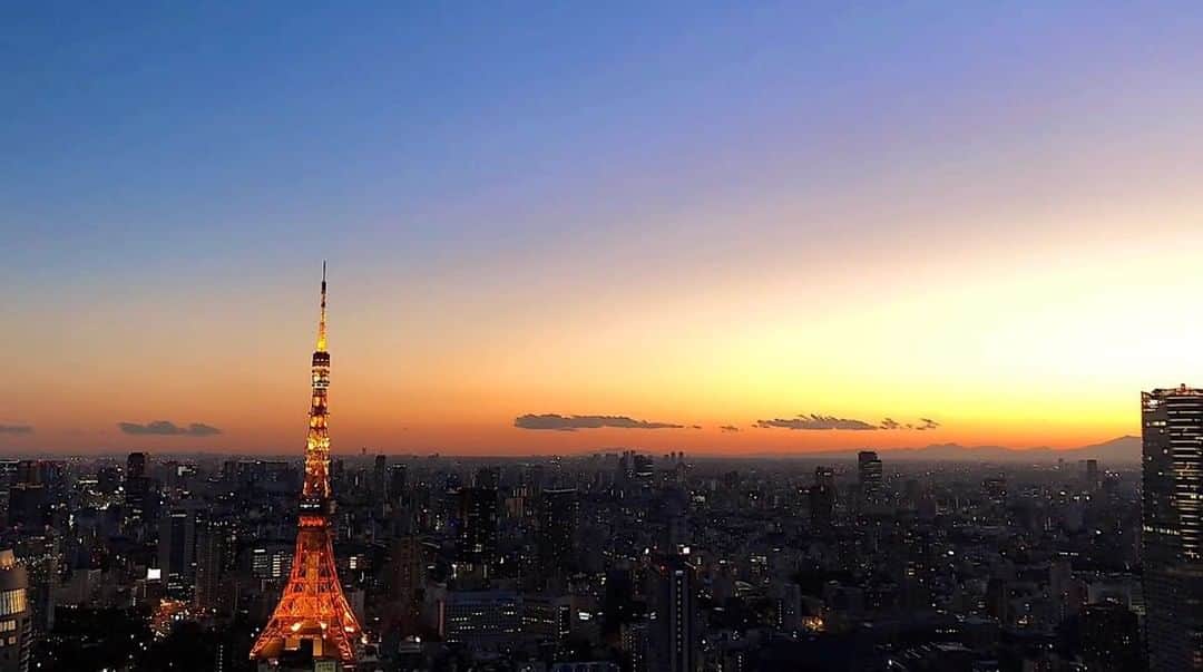 出浦寛子（HIROKO）のインスタグラム：「. . #MissYou #CashmereCat #MajorLazer #ToryLanez #music #movie #video #Timelapse #tl #🗼 #tokyotower #東京タワー #Tokyo #JAPAN #cjhiroko #cjd_hiroko #detsuko #deurahiroko  #出浦寛子 . . .」