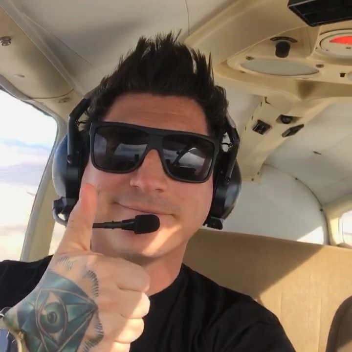 Jaime Preciadoのインスタグラム：「Today was awesome! 🛩🛩🛩」
