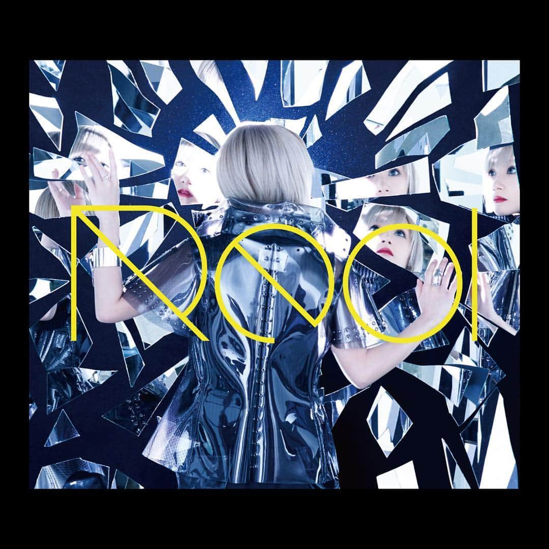 REOLさんのインスタグラム写真 - (REOLInstagram)「_ 20180314 RELEASE _ Reol - 虚構集 初回限定盤 the limited edition ◆CD(all songs written by Reol) ◆虚構集コンセプト・ブック _ M1.エンド M2.平面鏡 ← 先行配信中 M3.ミッシング M4.カルト M5.あ可よろし _」1月31日 19時11分 - rrreol999