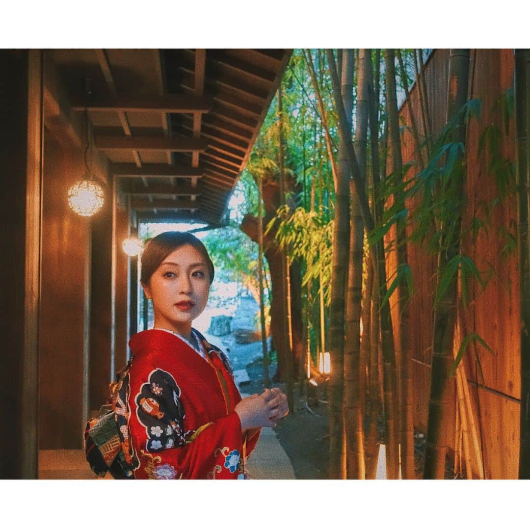 辰巳奈都子さんのインスタグラム写真 - (辰巳奈都子Instagram)「着物picはラストです また、お相撲さん見に行くときに着たいです🙋🏼‍♀️ #京都 #着物 #東山  #結婚式 #wedding  #kyoto #japan #kimono #last  #pic」1月31日 22時50分 - tatsumi_natsuko