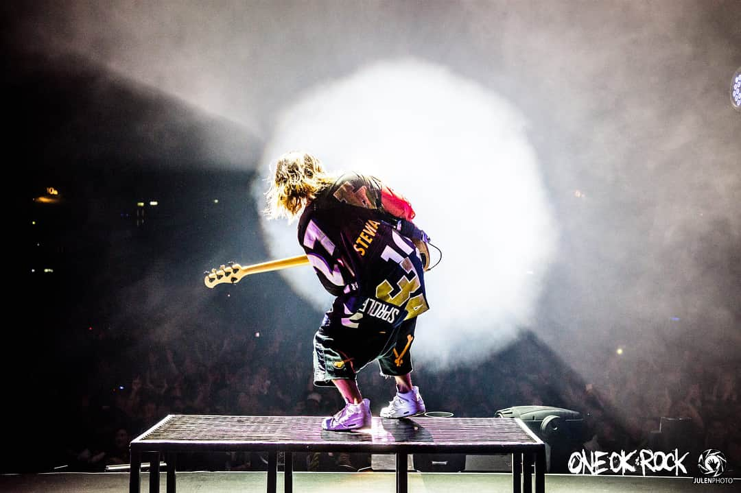 Ryota さんのインスタグラム写真 - (Ryota Instagram)「Thank you Hong Kong!! We had a great time with you!! You guys have so much energy and make me happy!! I hope to see you soon!!!👅👅👅 ラスト1本!!!!!!!!! Photo by @julenphoto」2月1日 19時04分 - ryota_0809