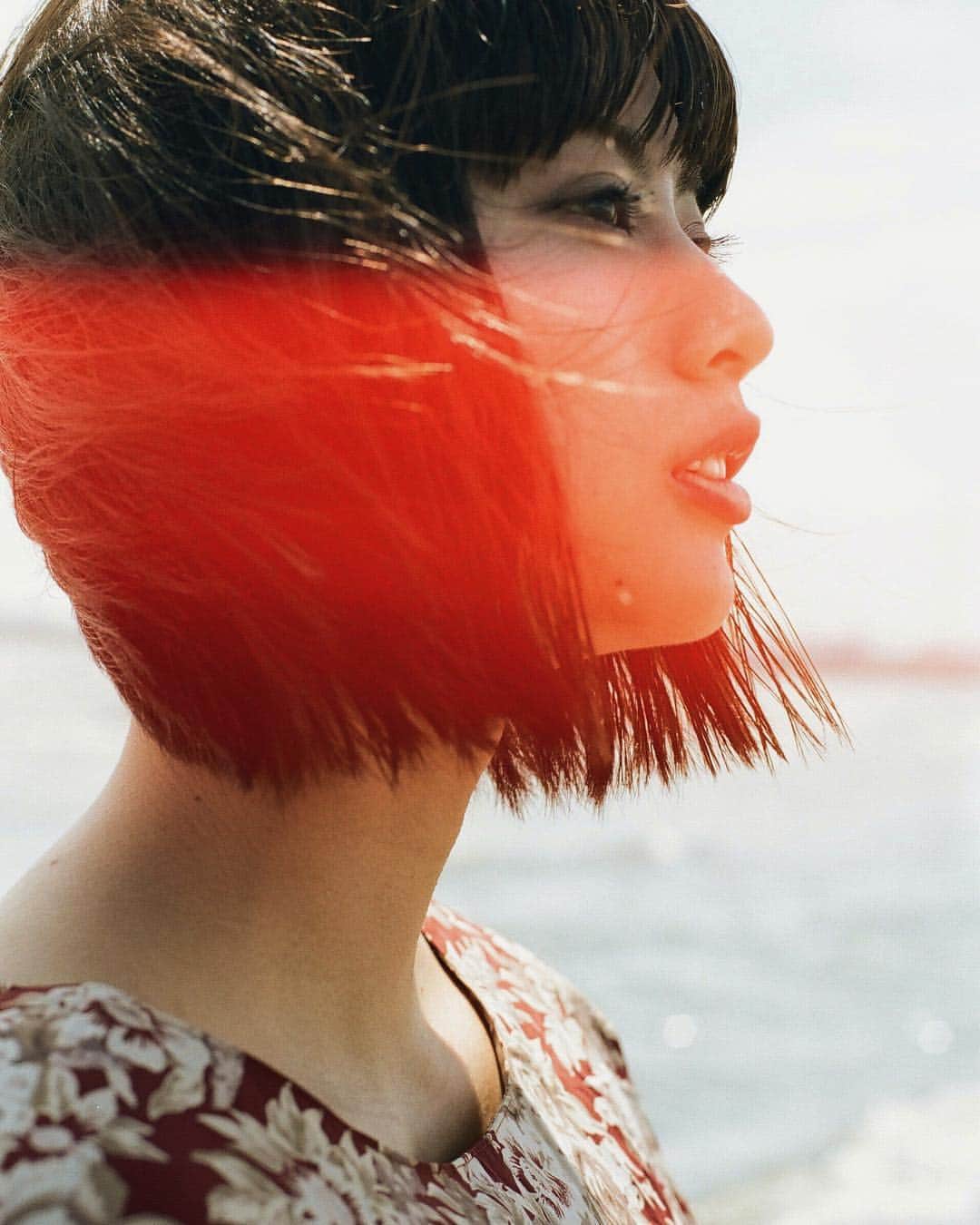 ＮＯＢＵのインスタグラム：「. iPhoneXにしてからホーム画面を100回はスクショしてます。 . . . 「THE  SQUARE  PRINT 3」 2/12まで。 詳しくは @wonderphotoshopへ . . . . . . . . . . #film #filmphoto #filmphotography #filmcamera #35mmfilm #35mm #filmisnotdead #filmisalive #beliveinfilm #ishootfilm #thefilmcommunity #shootfilmonmondays #フィルム #フィルムカメラ #analog #analogue #analogphotography #analogfilm #kodak #kodakfilm #contax #carlzeiss #portrait #portraits #ポートレート #editorial #urban #shooting #photoshoot」