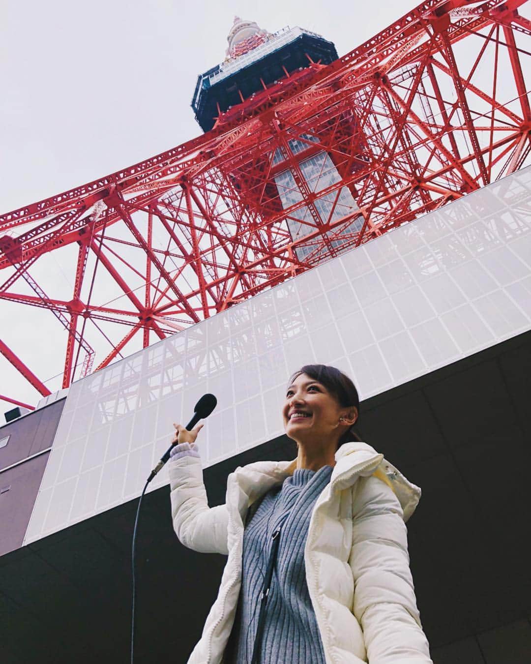 望月理恵さんのインスタグラム写真 - (望月理恵Instagram)「東京タワーから中継。 #ニッポン放送#金曜ブラボー。 #東京タワー#東京タワーから宇宙へ」2月2日 13時40分 - mochiee28