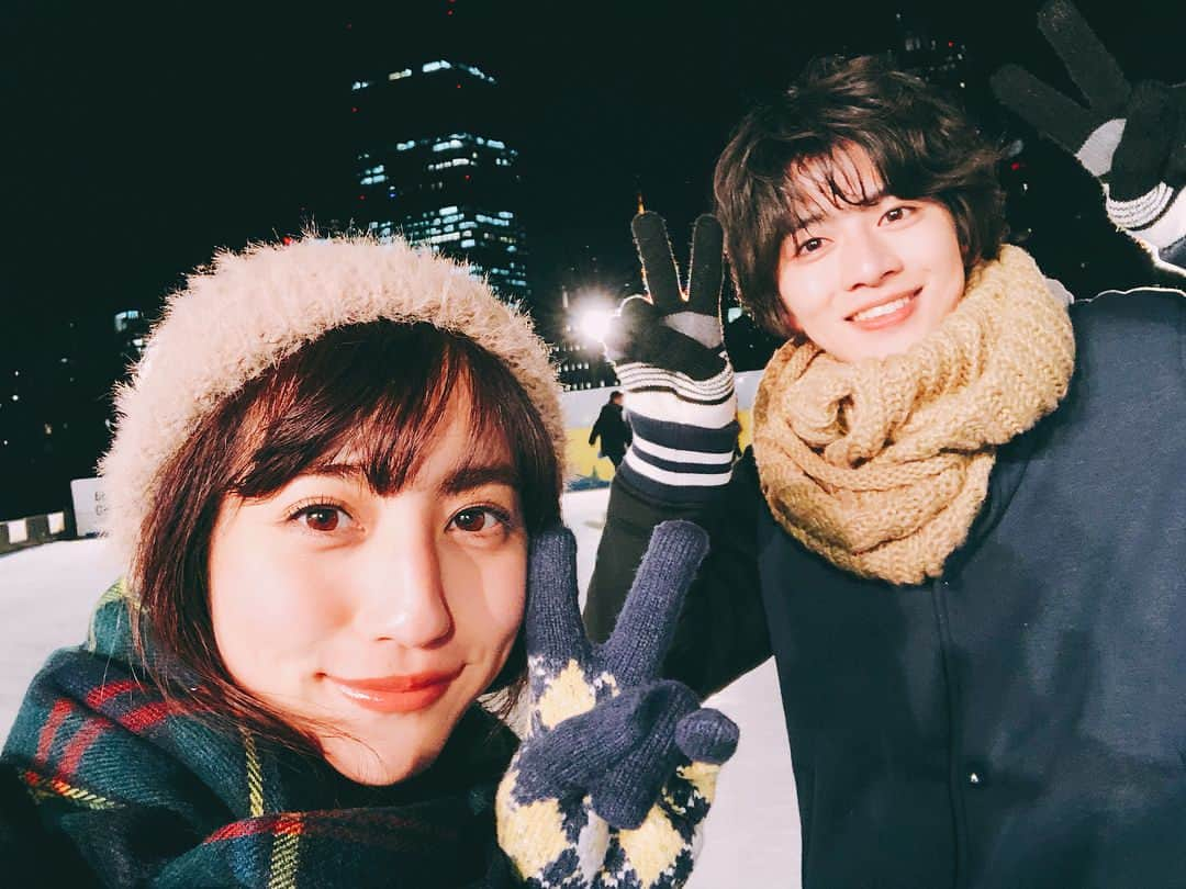 堀田茜さんのインスタグラム写真 - (堀田茜Instagram)「お知らせ🌈  本日公開になりましたMs.OOJAさんの「WITH」のスペシャルMVに飯島寛騎くんと出演しています！ なんとこのMV24時間限定公開…！ 明日の朝までの配信です☺️ このMVは史上初のインスタ"ストーリーズ"の形式で、あるカップルの付き合ってから別れるまでの2年間の記録を演じさせていただきました。 相手役の飯島くんと全てをお互いにiPhoneで撮影し合い、とてもリアリティのある史上初のMVになりました☀️ Ms.OOJAさんの切ない歌声もとても素敵です。。 プロフィールのURLからご覧になれます！お見逃しなく…！ #mv #msooja #with #proud」2月2日 20時47分 - akanehotta