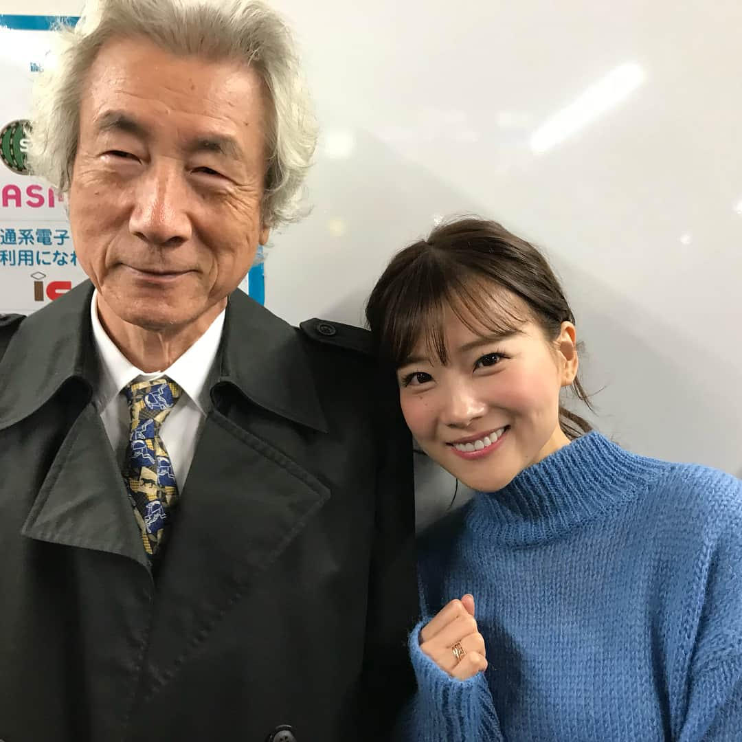 重盛さと美さんのインスタグラム写真 - (重盛さと美Instagram)「#小泉純一郎さん 💓 新大阪のホームにいらして！ 優しくお話してくれましたっ💕✨ ありがとうございましたっ😌🙏🏻💓💕 #トップと最下位#奇跡の2ショット📷✨」2月2日 20時59分 - satomi_shigemori