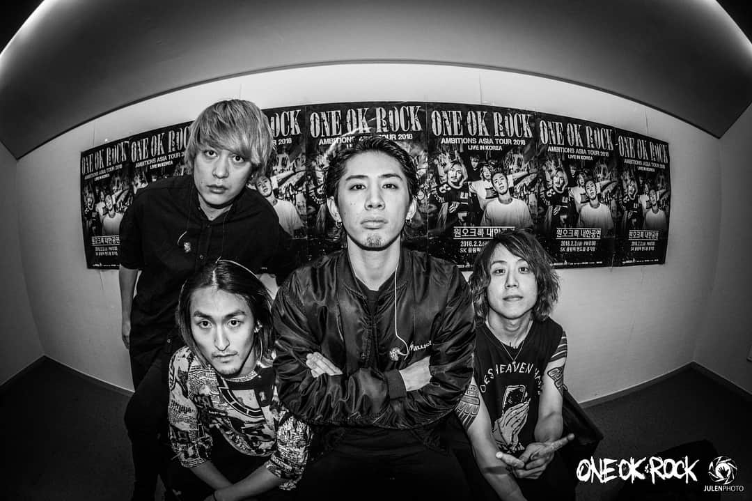 Taka さんのインスタグラム写真 - (Taka Instagram)「I miss you already.... I hopefully see you soon!!! It was an amazing Ambitions Asian Tour!!! 🇹🇭🇸🇬🇨🇳🇵🇭🇰🇷🇭🇰🇹🇼」2月3日 12時25分 - 10969taka
