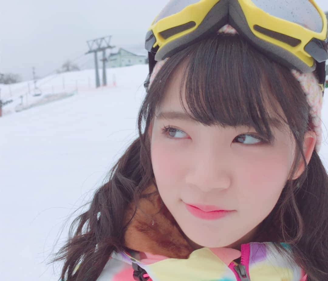 奈良未遥さんのインスタグラム写真 - (奈良未遥Instagram)「雪遊び☃️ #NGT  #ロケ生写真発売中 #スキー場 #雪 #みはるの写真げっとしてね！ #奈良未遥」2月3日 23時05分 - mihapiyo._.48