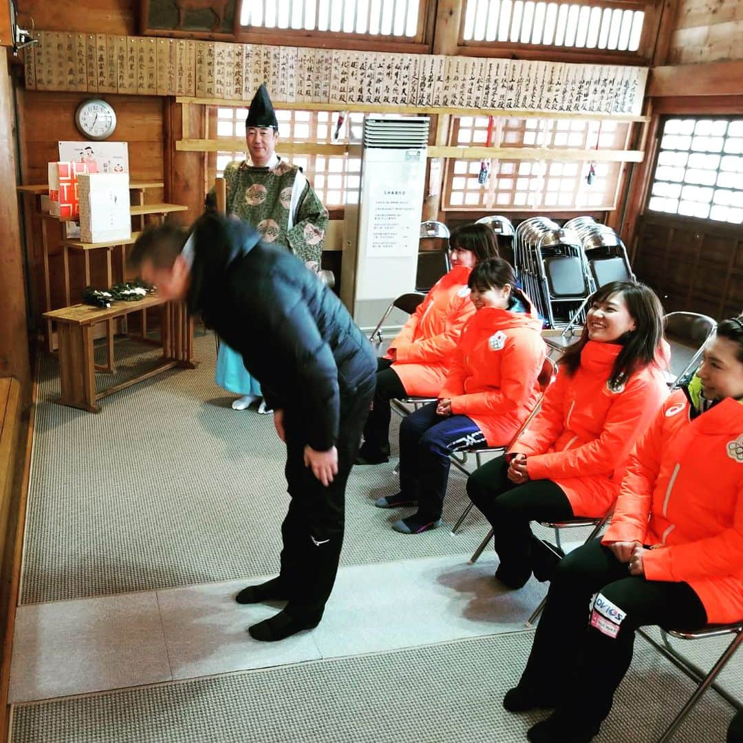 ジェームス・ダグラス・リンドさんのインスタグラム写真 - (ジェームス・ダグラス・リンドInstagram)「Visited the local Shinto shrine today as final prep for the #Olympics ⛩」2月3日 23時38分 - j.d.lind