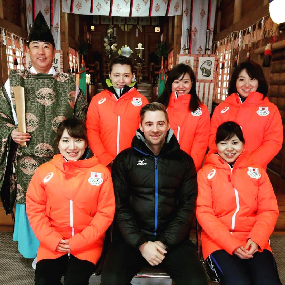 ジェームス・ダグラス・リンドのインスタグラム：「Visited the local Shinto shrine today as final prep for the #Olympics ⛩」