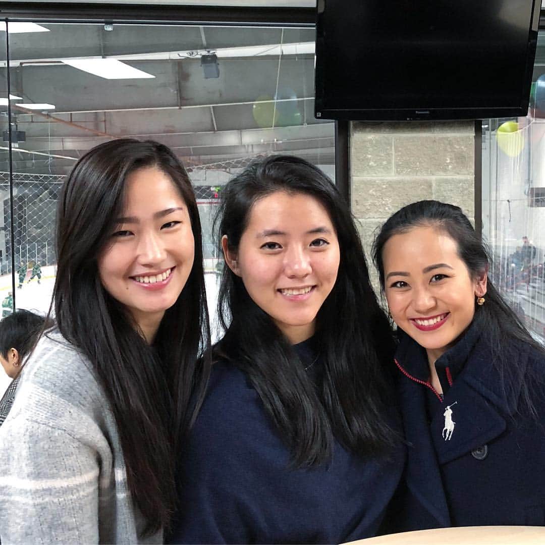 フェリシア・ザンのインスタグラム：「I can’t believe this was a week ago! Miss you gals already ❤️❤️ #reunited」