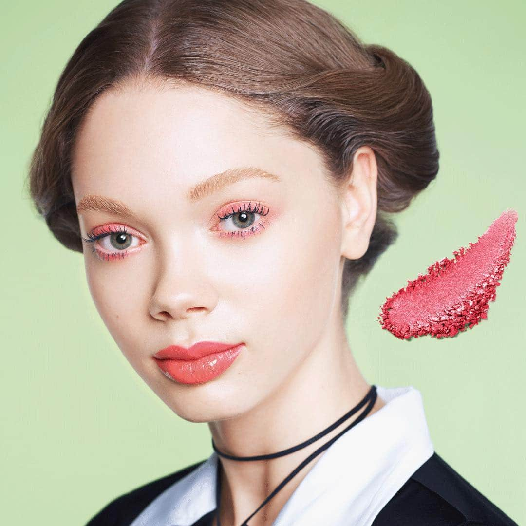 MARY QUANT officialさんのインスタグラム写真 - (MARY QUANT officialInstagram)「POP PINK MAKEUP 思いきりピンクとたわむれる ワンカラーグラデーションで トレンド感あふれるメークに - HOW TO EYE STEP1 #EYEGLOSS を上下ベースに 上まぶた全体に#EYEOPENER S-62をのせる - STEP2 その上に#EYEOPENER S-63を薄く重ね、 上まぶた中央のキワ部分は更に色をプラス - STEP3 下まぶたに#EYEOPENER S-63を薄くのせ、 上まぶた同様中央のキワ部分にも足し深みを - STEP4 #EYEOPENER M-02で目頭にハイライト効果を - STEP5 #EYECOLOURISER のマスカラを上下にたっぷりと - HOW TO CHEEK & LIP #BLUSHBABY 11を斜めに、 外から内になじませるように - #LIPSTICK R-04を唇全体に塗り、 #COLOURSHINEFORLIPS S-04を重ねる - #MARYQUANT #2018SPRING #COSMETICS #NEWITEM #BEAUTY #SPRINGCOLOURS #SPRINGCOLORS #COLOR #POPPINKMAKEUP #MAKEUP - #限定 #春新色 #春コスメ #マスカラ #アイライナー #リップグロス #アイシャドウ #ピンクメイク #ピンクメーク」2月4日 12時14分 - maryquant_official