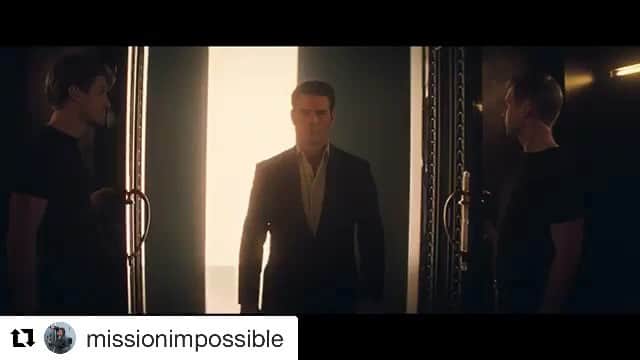 トム・クルーズのインスタグラム：「Here it is - the first trailer for #MissionImpossible. #Repost @missionimpossible ・・・ The fuse has been lit 💣 Watch the official #MissionImpossible Fallout trailer starring @TomCruise. In theatres 7.27.18.」