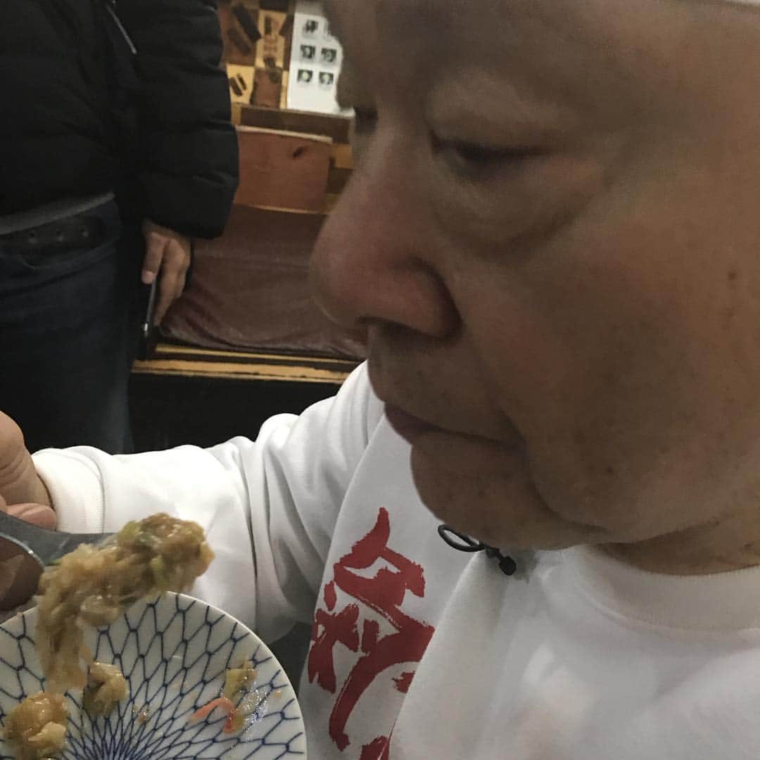 アニマル浜口のインスタグラム：「#もんじゃ #食べるアニマル」