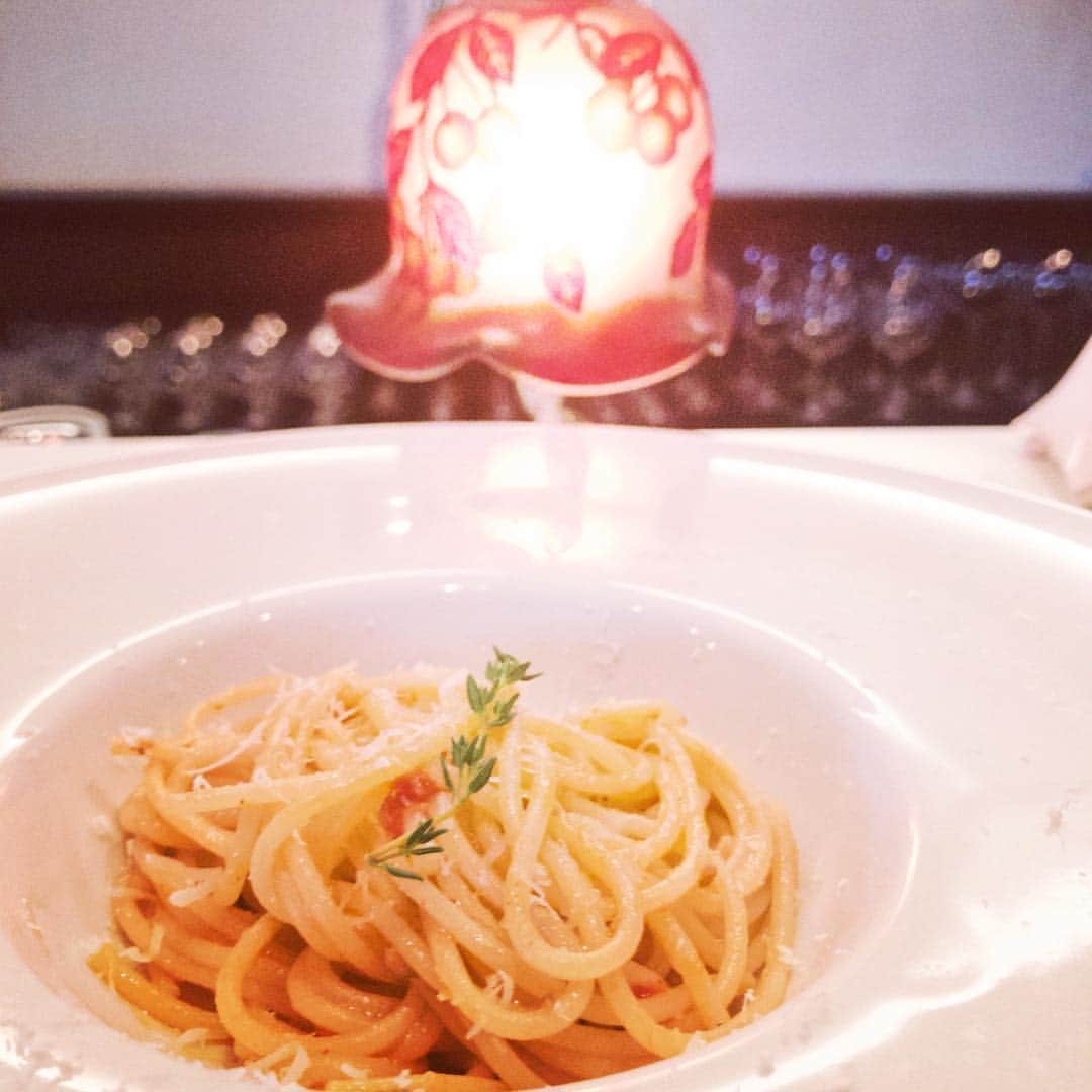 Barre de vin Kのインスタグラム：「2018.02.05  ポモドーロ  あっさりとしたパスタ  それだけにとても難しい  Pomodoro  Rusty pasta  That's so difficult  #pomodoro  #warm #foodstragram #vscocam #instafood #instavsco #IGersJP #foodphoto #onthetable #vsco_food #vscogram #fodstyling #feedfeed #mycommontable #foodvsco #foodlover #wine #winelover #barredevink #LIN_stragrammer #オトコノキッチン #kagoshima #cafestragram #大人カフェ #winebar #cafe #winebar」