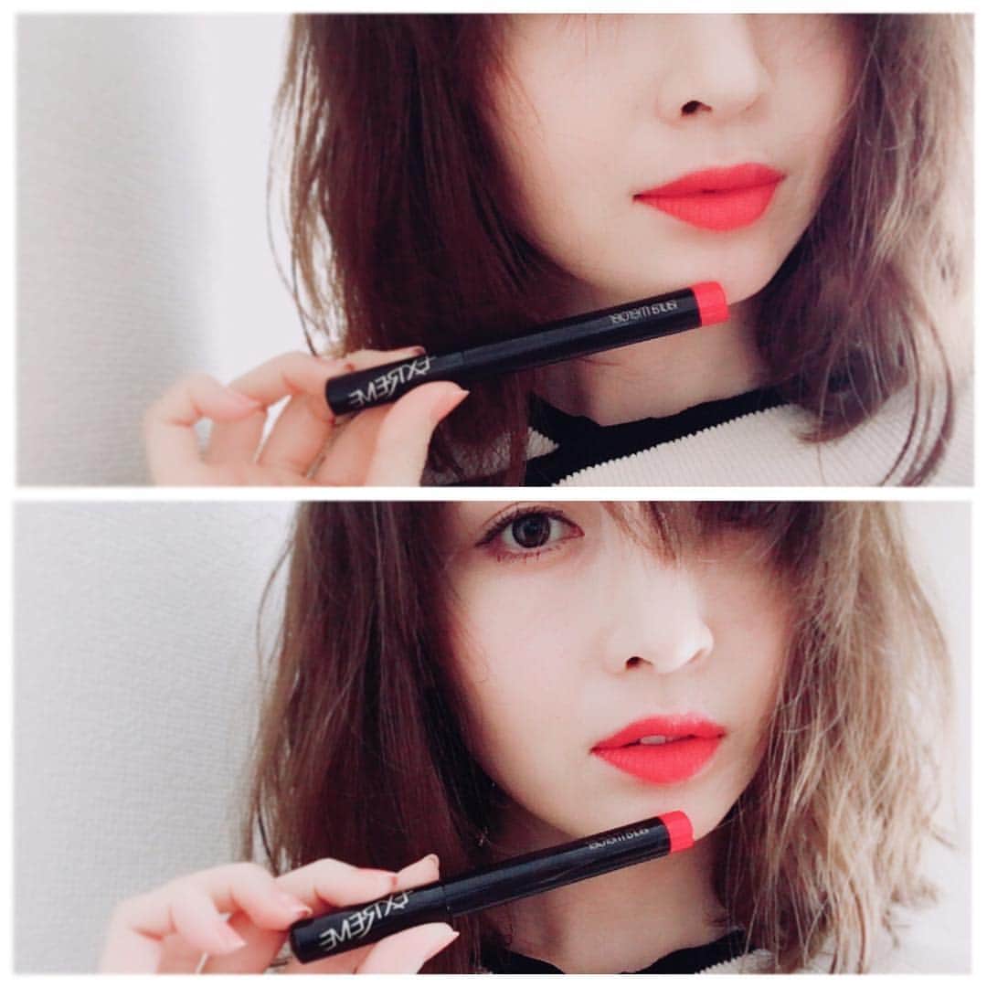 沢田ゆうのインスタグラム：「マットなのに、なめらかしっとり。 ひと塗りで感動の発色😍 全24色 4月18日発売です！ 今日のカラーは"dominate"💄 #ローラメルシエ #ヴェロアエクストリームマットリップスティック #lipsticks #lauramercier  #lauramercierjapan @lauramercierjapan」