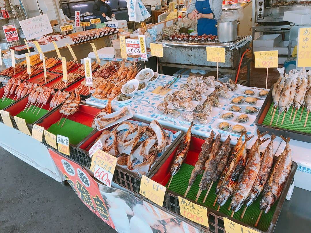 高橋麻美さんのインスタグラム写真 - (高橋麻美Instagram)「新潟良い😍😍😍 #japan #niigata #寺泊 #port #harbor #market #fish #spitroast」3月3日 10時39分 - charmy421