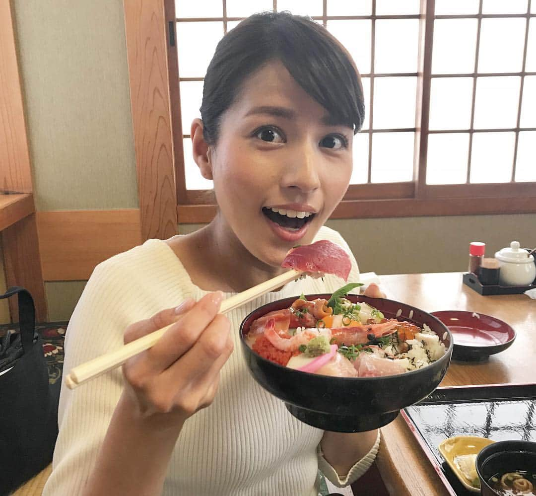 永島優美さんのインスタグラム写真 - (永島優美Instagram)「* 今日から宮城県気仙沼市に来ています。 * お昼にいただいた海鮮丼の美味しさに感動😂✨ 海鮮の他に、納豆、めかぶ、山芋も入っていて栄養満点でした！ * #めざましテレビ #宮城県 #気仙沼 #めかぶが美味しい時期みたいです☺︎」3月3日 18時51分 - yuumi_nagashima