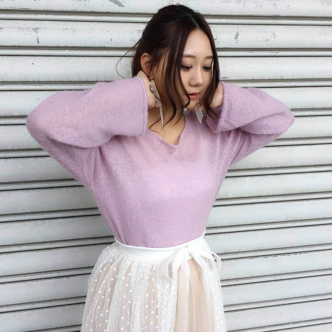 古畑奈和さんのインスタグラム写真 - (古畑奈和Instagram)「今日の私服です ． ． tops #snidel skirt #snidel earrings #lowrysfarm ． ． #握手会 #AKB48 #SKE48 #私服 #私服コーデ」3月3日 19時43分 - nao_furuhata