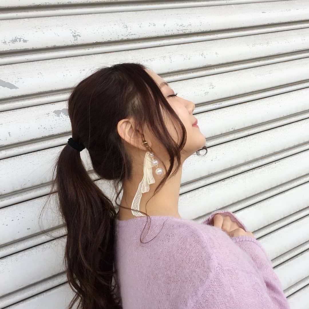 古畑奈和さんのインスタグラム写真 - (古畑奈和Instagram)「今日の私服です ． ． tops #snidel skirt #snidel earrings #lowrysfarm ． ． #握手会 #AKB48 #SKE48 #私服 #私服コーデ」3月3日 19時43分 - nao_furuhata