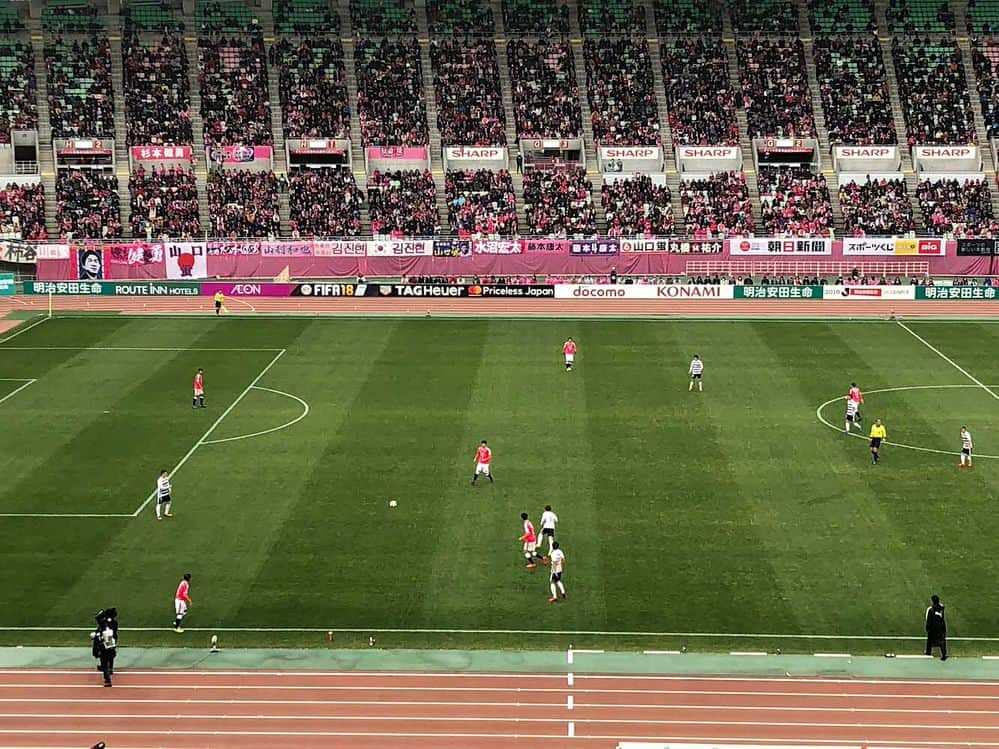 のインスタグラム：「SACASO投稿第1号！ はじめまして、SACASO編集部のKJです！先日ヤンマー長居スタジアムに編集部のみんなで応援に行って来たのでアップします。これからセレッソ大阪ファンの皆さんに楽しんで貰えるようにガンバっていきますね♬ #SACASO #サカソ #セレッソ大阪 #セレッソ」