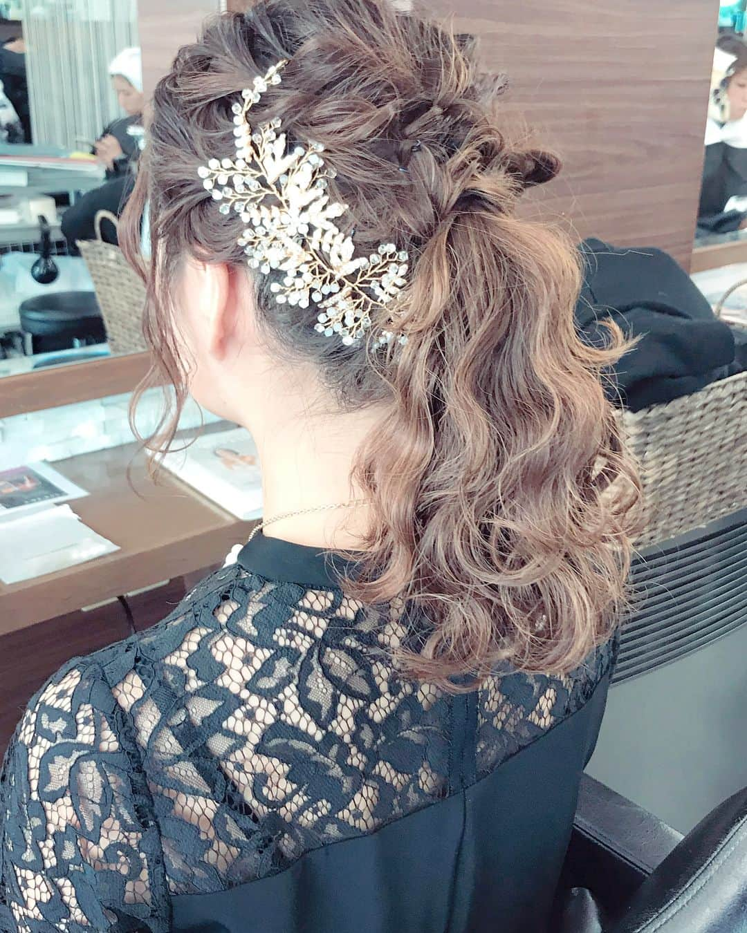 土田瑠美さんのインスタグラム写真 - (土田瑠美Instagram)「ヘアアレンジ♡♡♡ #rumi_ヘアアレンジ」3月3日 16時44分 - ru0711