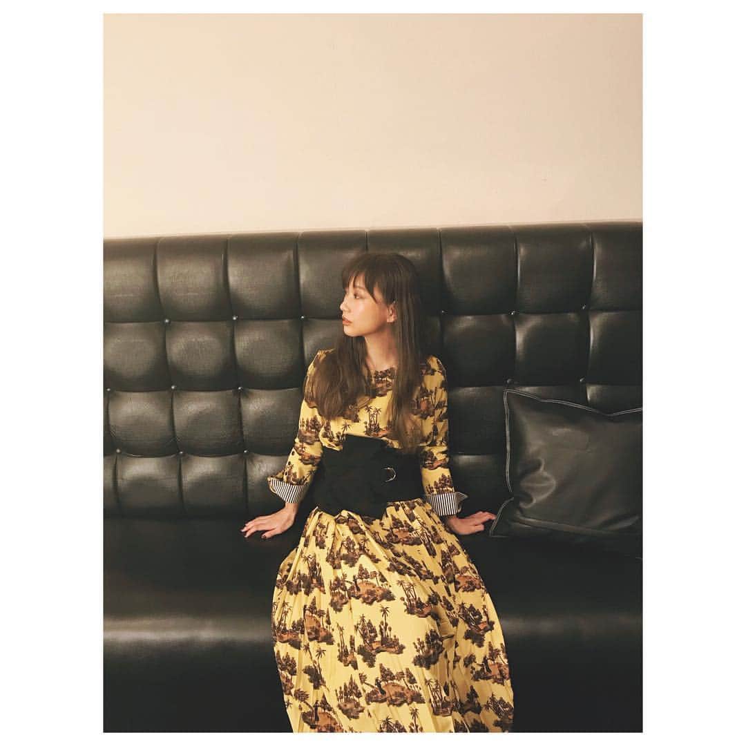 大塚愛さんのインスタグラム写真 - (大塚愛Instagram)「AIO PIANO衣装  ワンピース  AKIRA NAKA ベルト  忘れた  AIO　#live #fashion  #akiranaka  #右に #何が #あるのだ」3月4日 12時45分 - aiotsuka_official
