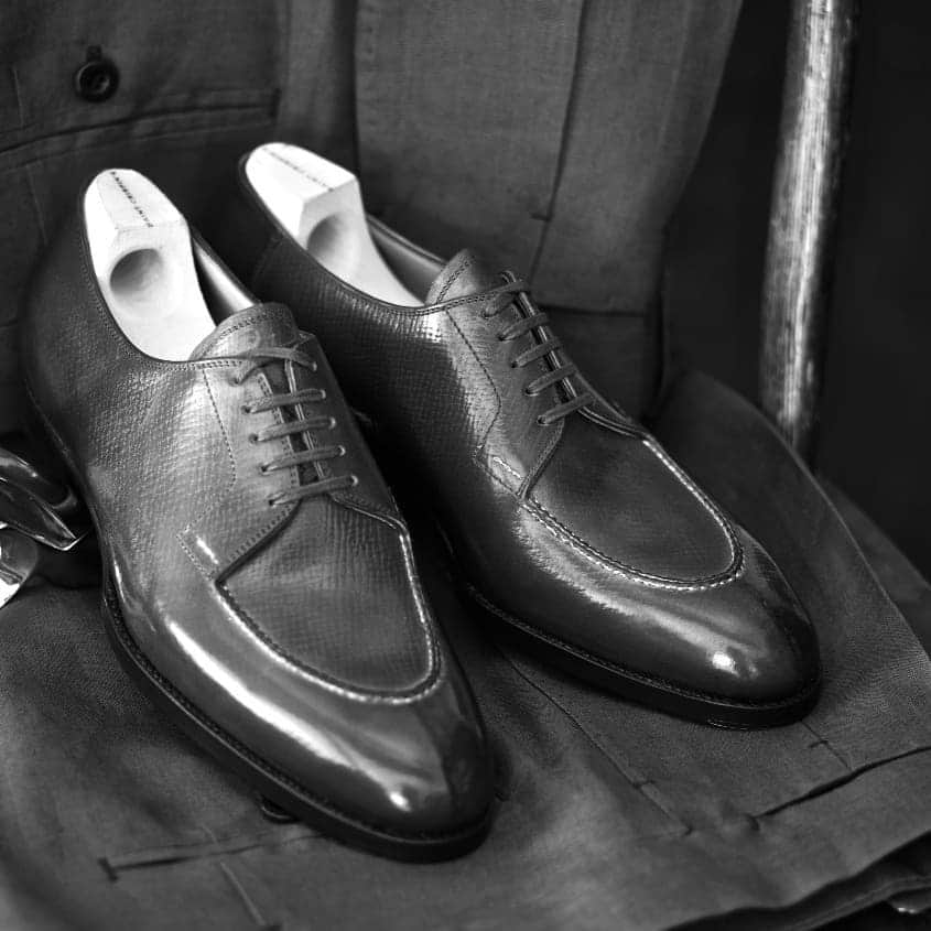 のインスタグラム：「Mod. 633. - five eyelet split toe Derby in our Russian calf on Classic last, shot by @ethandesu of @brycelandsco. #brycelandsco #saintcrispins」