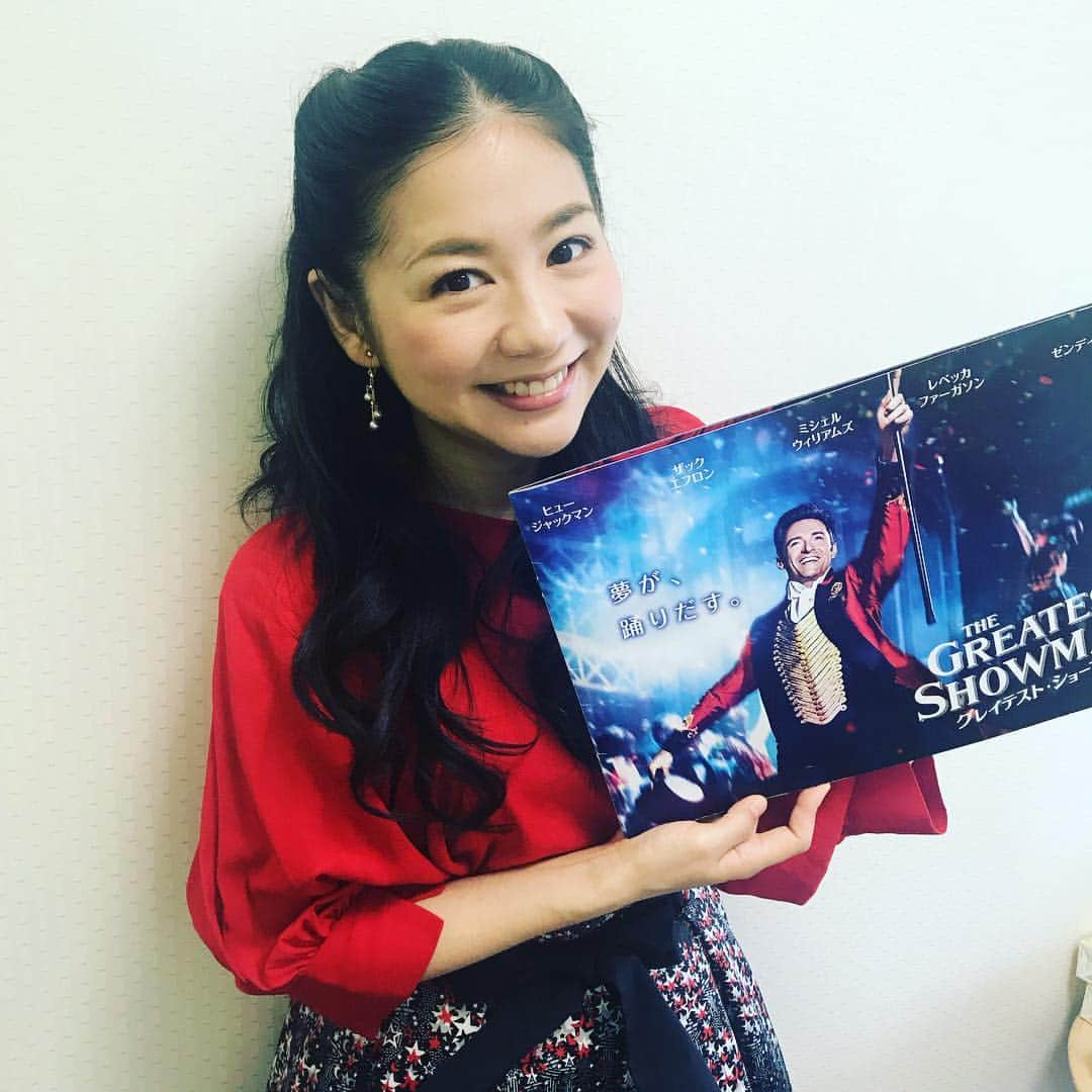 関根麻里さんのインスタグラム写真 - (関根麻里Instagram)「#ヒュージャックマン さんのインタビュー、今日の#PON！ で放送です✨🎪🤗 #グレーテストショーマン 最高の映画です！ #TheGreatestShowman #ヒュー様 #HughJackman @thehughjackman  #関根麻里」3月5日 9時34分 - marisekine