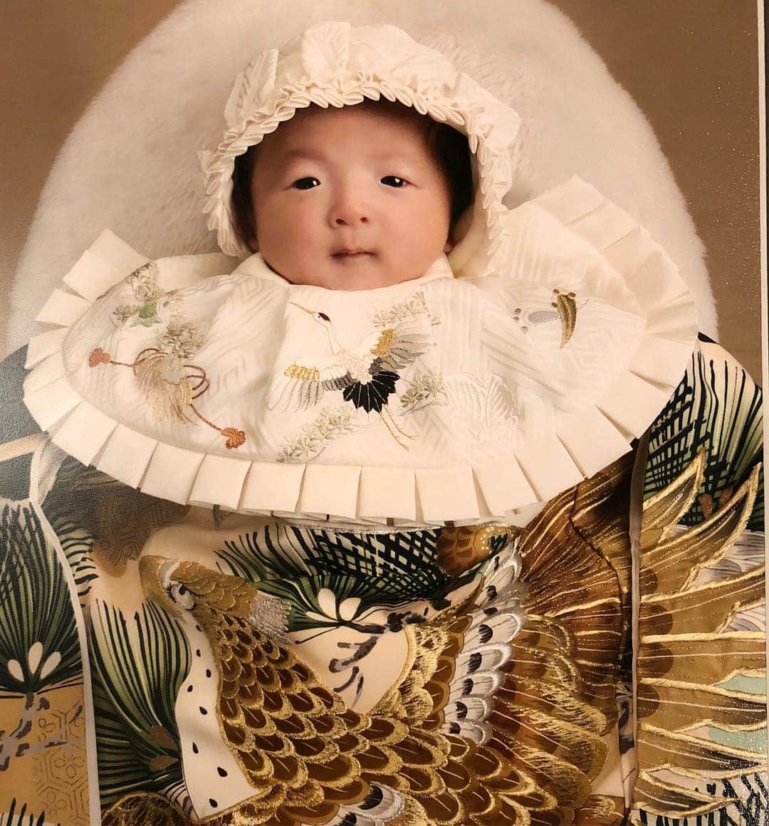 中村獅童さんのインスタグラム写真 - (中村獅童Instagram)「お宮参りの写真が届きました。 着物は、僕のお宮参りのときのものです。 受け継いでくれてありがとう。 #1月28日 #大安 #陽喜」3月5日 0時48分 - shido_nakamura