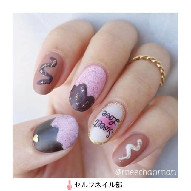 セルフネイル部 公式アカウントさんのインスタグラム写真 セルフネイル部 公式アカウントinstagram Meechanman さんの チョコレート詰め込みネイル を紹介します やり方 ベースコートを塗る 親指 3cネイルのブラウンを二度塗り