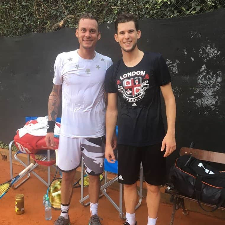 ドミニク・ティエムさんのインスタグラム写真 - (ドミニク・ティエムInstagram)「First practice in Buenos Aires with @andihaidermaurer :) #claycourt #heretocreate #huit❤️」2月10日 21時25分 - domithiem