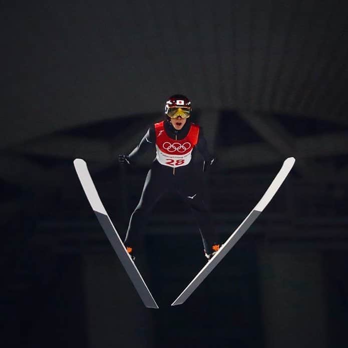 日本オリンピック委員会さんのインスタグラム写真 - (日本オリンピック委員会Instagram)「【平昌DAY2】スキー・ジャンプ男子ノーマルヒルで、小林陵侑選手が7位に入賞しました。 （写真：ロイター/アフロ） ・ #スキージャンプ #Skijumping #RyoyuKobayashi #小林陵侑 #オリンピック #がんばれニッポン #PyeongChang2018 #JapaneseOlympicCommittee #TEAMNIPPON #Olympic」2月11日 1時02分 - teamjapanjoc