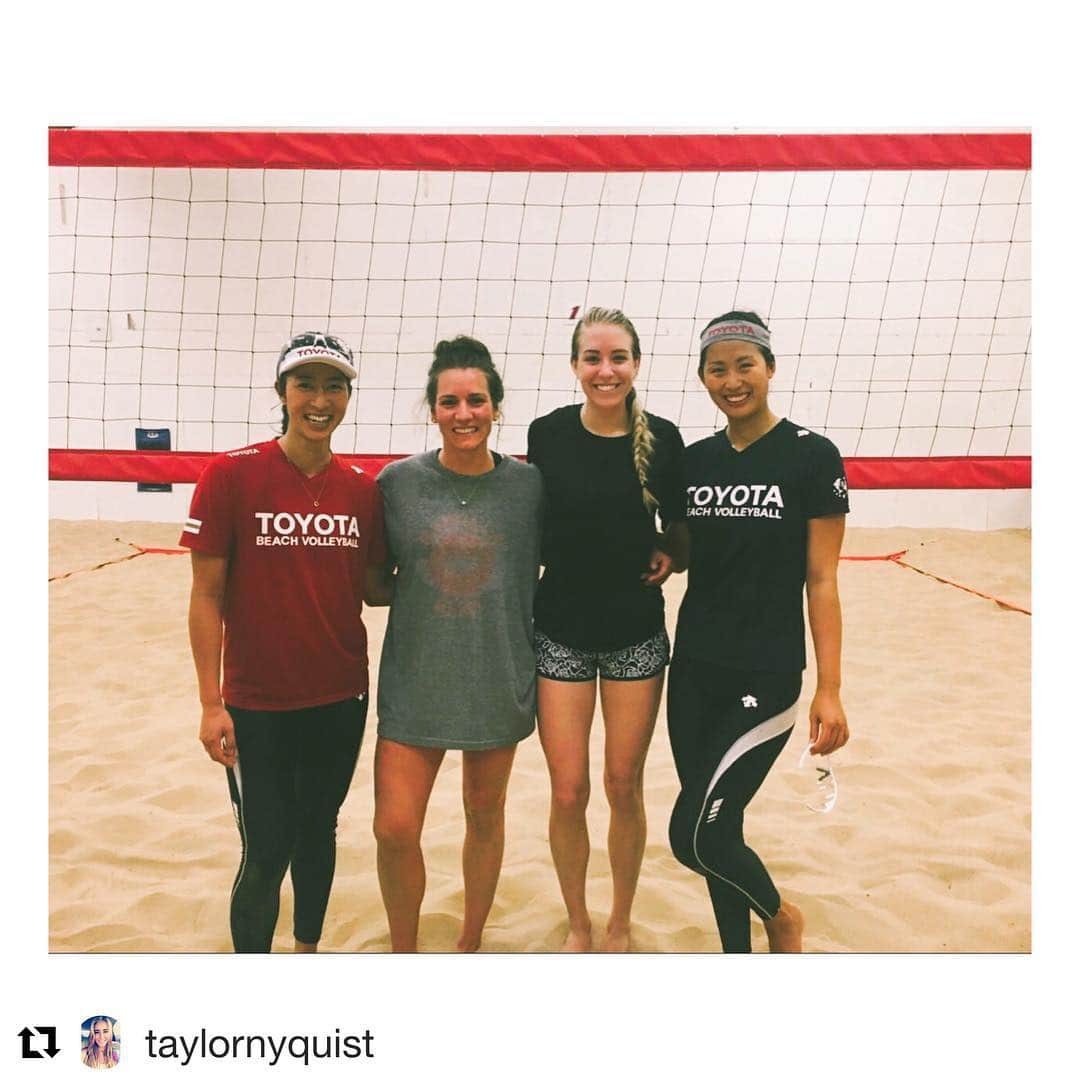 溝江明香さんのインスタグラム写真 - (溝江明香Instagram)「👭🇺🇸👭🇯🇵 Thank you girls! Arigato 🙏🏾🧡 #beachvolleyball #trainingcamp #texas」2月11日 4時20分 - sayakamizoe