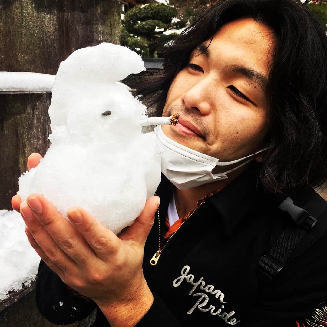 盛山晋太郎さんのインスタグラム写真 - (盛山晋太郎Instagram)「ゆずるさんに天河神社に連れていってもらいました！ パワー！温泉！カレー！  #岸和田の雪だるま #きしだるま  #天河神社」2月11日 14時47分 - morishimc